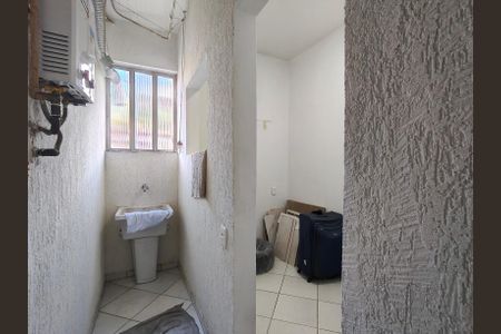 Apartamento à venda com 60m², 2 quartos e 1 vagaCozinha e Área de Serviço