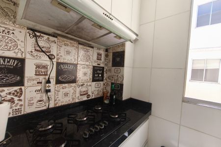 Cozinha de apartamento à venda com 2 quartos, 47m² em Jardim Anton Von Zuben, Campinas