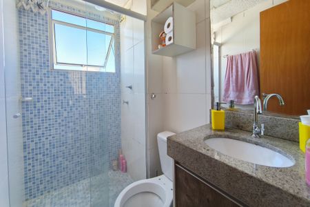 Apartamento à venda com 47m², 2 quartos e 1 vaga Apartamento à venda com 47m², 2 quartos e 1 vagaBanheiro