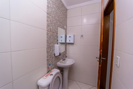 Apartamento para alugar com 60m², 2 quartos e sem vagaBanheiro