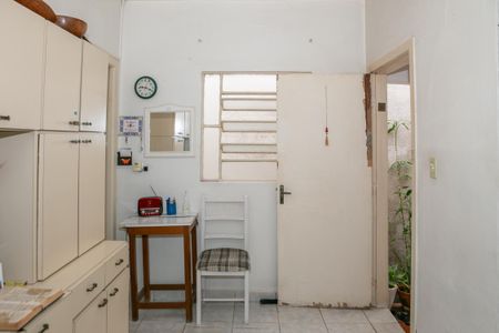 Casa à venda com 150m², 3 quartos e 1 vagaEdícula - Cozinha