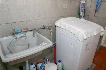 Casa à venda com 150m², 3 quartos e 1 vagaÁrea de Serviço