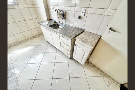 Apartamento à venda com 55m², 2 quartos e 1 vagaCozinha