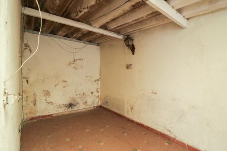 Casa à venda com 160m², 3 quartos e 5 vagas Casa à venda com 160m², 3 quartos e 5 vagasGaragem e Serviço Serviço