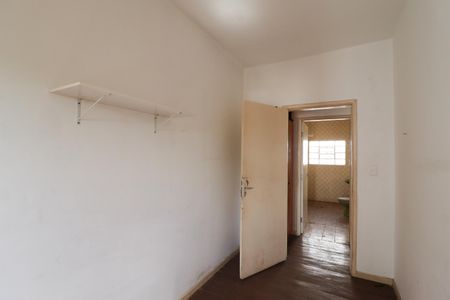 Casa à venda com 160m², 3 quartos e 5 vagas Casa à venda com 160m², 3 quartos e 5 vagasQuarto 2