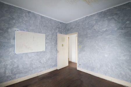 Casa à venda com 160m², 3 quartos e 5 vagas Casa à venda com 160m², 3 quartos e 5 vagasQuarto 1