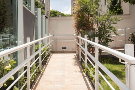 Apartamento para alugar com 40m², 1 quarto e 1 vagaHall de entrada - Rampa da acesso