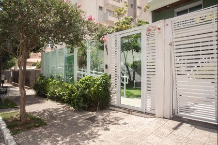 Apartamento para alugar com 40m², 1 quarto e 1 vagaFrente