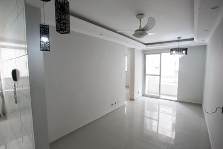 Apartamento para alugar com 52m², 2 quartos e 1 vagaSala