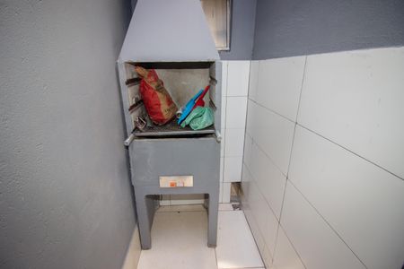 Casa à venda com 100m², 2 quartos e 1 vagaÁrea de Serviço