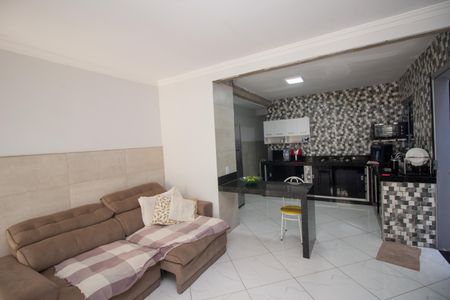 Sala de casa à venda com 2 quartos, 100m² em Tropical, Contagem
