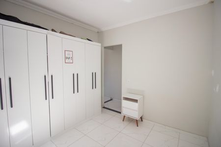 Casa à venda com 100m², 2 quartos e 1 vagaQuarto Suíte