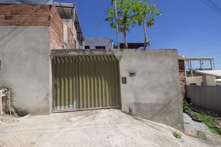 Casa à venda com 100m², 2 quartos e 1 vagaFachada