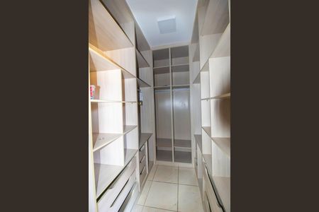 Casa para alugar com 190m², 4 quartos e 3 vagas