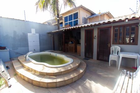 Casa para alugar com 190m², 4 quartos e 3 vagas