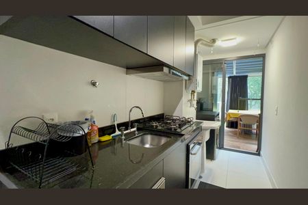 Apartamento para alugar com 72m², 1 quarto e 2 vagas Apartamento para alugar com 72m², 1 quarto e 2 vagasCozinha