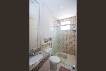 Casa à venda com 203m², 2 quartos e 2 vagasBanheiro Social