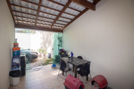 Casa à venda com 203m², 2 quartos e 2 vagasÁrea de Serviço