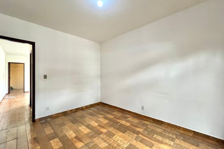 Quarto de casa para alugar com 2 quartos, 90m² em Jardim Itacolomi, São Paulo