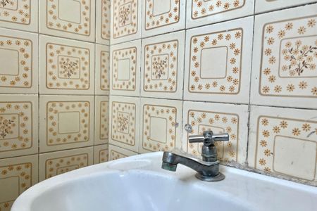 Casa para alugar com 45m², 1 quarto e 1 vaga Casa para alugar com 45m², 1 quarto e 1 vagaBanheiro