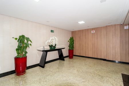 Apartamento à venda com 78m², 2 quartos e 1 vaga Apartamento à venda com 78m², 2 quartos e 1 vagaHall social