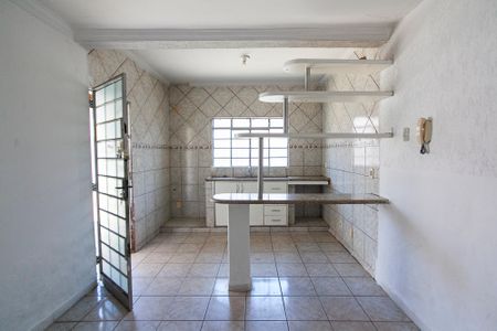 Casa para alugar com 98m², 3 quartos e 2 vagasCozinha