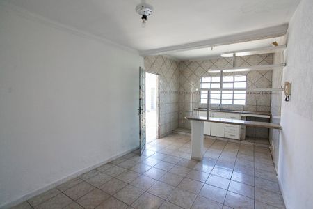 Casa para alugar com 98m², 3 quartos e 2 vagasCozinha