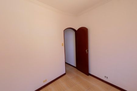 Casa para alugar com 80m², 3 quartos e 2 vagasQuarto 2