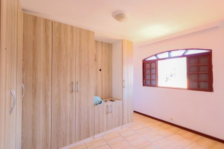 Casa para alugar com 80m², 3 quartos e 2 vagasQuarto 1 - Suíte 1 