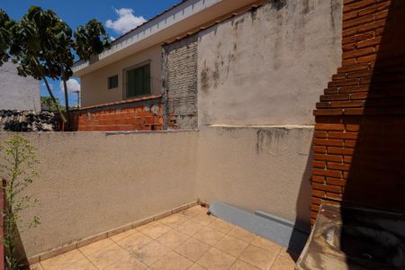 Casa para alugar com 80m², 3 quartos e 2 vagasChurrasqueira