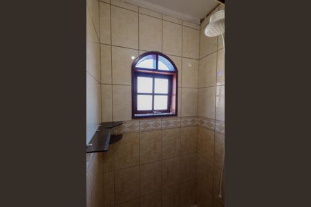 Casa para alugar com 80m², 3 quartos e 2 vagasBanheiro Social