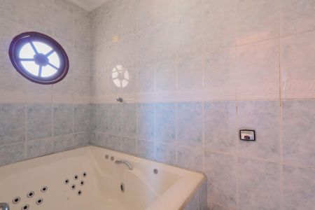 Casa para alugar com 80m², 3 quartos e 2 vagasBanheiro da Suíte 1