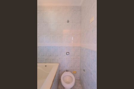 Casa para alugar com 80m², 3 quartos e 2 vagasBanheiro da Suíte 1