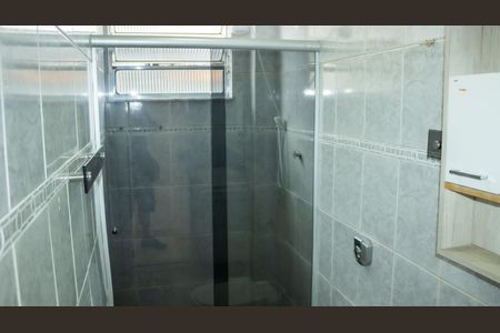 Banheiro de apartamento para alugar com 2 quartos, 48m² em Irajá, Rio de Janeiro