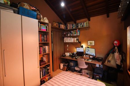 Casa de condomínio à venda com 177m², 4 quartos e 2 vagas Casa de condomínio à venda com 177m², 4 quartos e 2 vagasQuarto 3