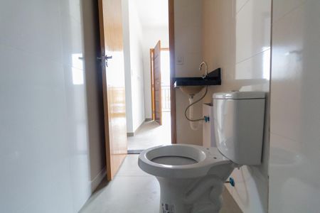 Apartamento à venda com 33m², 2 quartos e sem vagaBanheiro