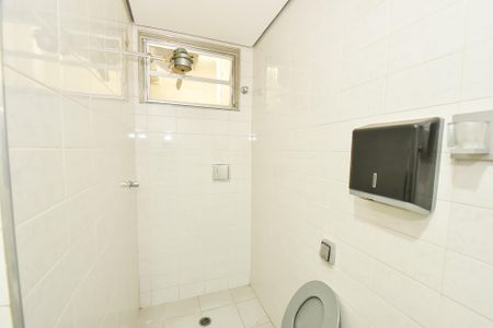 Apartamento à venda com 101m², 3 quartos e sem vaga Apartamento à venda com 101m², 3 quartos e sem vagaBanheiro