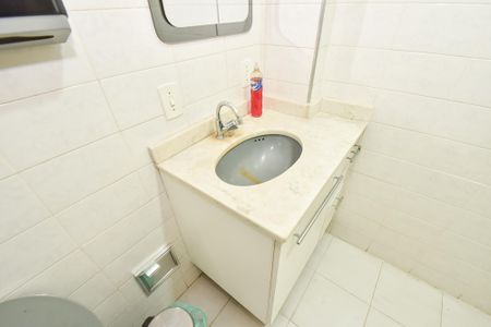 Apartamento à venda com 101m², 3 quartos e sem vaga Apartamento à venda com 101m², 3 quartos e sem vagaBanheiro