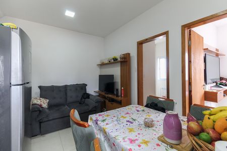 Sala de apartamento para alugar com 2 quartos, 35m² em Itaquera, São Paulo