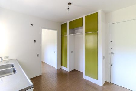 Apartamento à venda com 304m², 3 quartos e 1 vagaCozinha 2