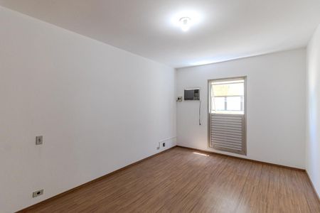 Apartamento à venda com 304m², 3 quartos e 1 vagaSuíte 2