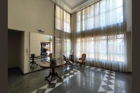 Apartamento à venda com 62m², 2 quartos e 2 vagasHall