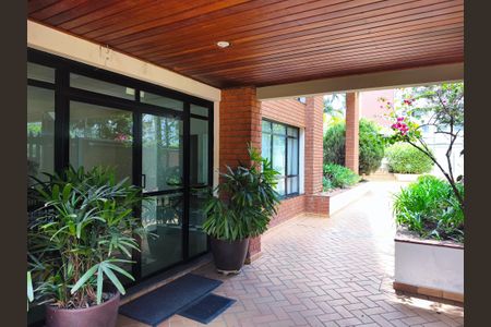 Apartamento à venda com 62m², 2 quartos e 2 vagasEntrada