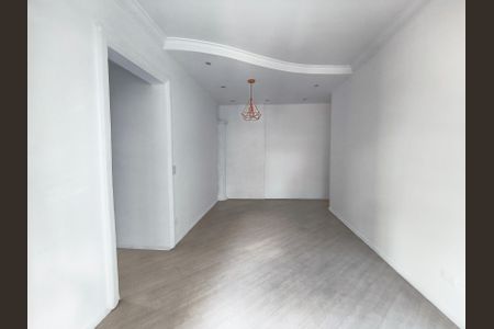 Apartamento à venda com 62m², 2 quartos e 2 vagasSala