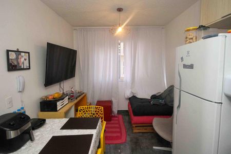 Sala de apartamento para alugar com 2 quartos, 33m² em Vila Graciosa, São Paulo