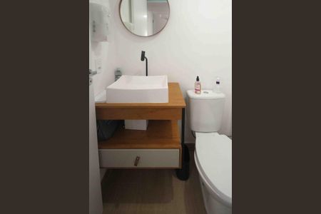 Apartamento para alugar com 33m², 2 quartos e sem vagaBanheiro