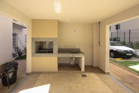 Apartamento para alugar com 33m², 2 quartos e sem vagaÁrea comum - Churrasqueira