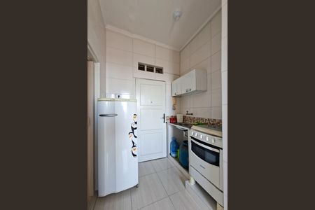 Cozinha  de kitnet/studio para alugar com 0 quarto, 28m² em Cidade Ocian, Praia Grande
