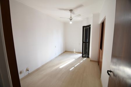 Quarto de apartamento à venda com 1 quarto, 55m² em Centro, Campinas
