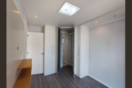 Apartamento para alugar com 73m², 3 quartos e 1 vaga